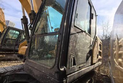 徐工XE135G履帶式挖掘機