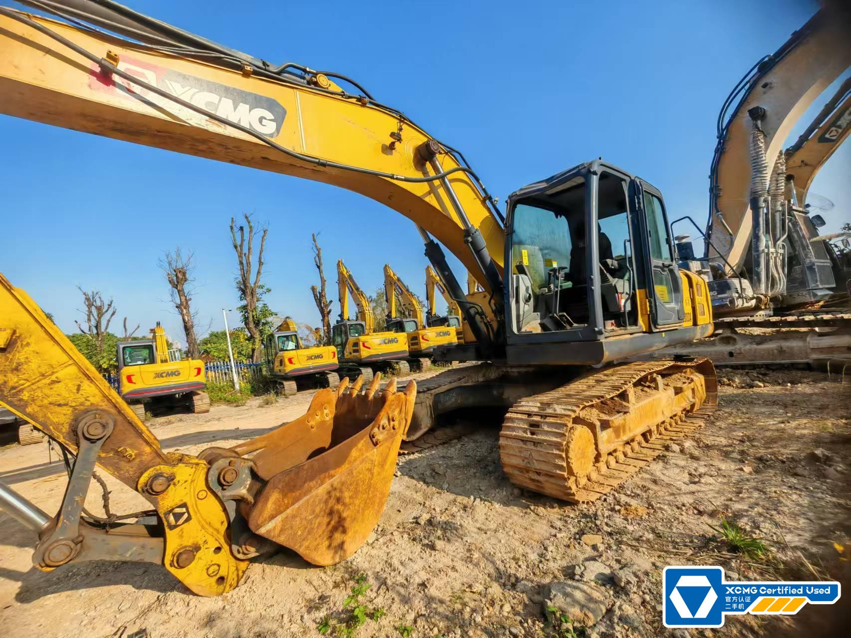 徐工XE200DA履带式挖掘机