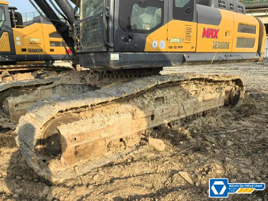 徐工XE380DK履带式挖掘机