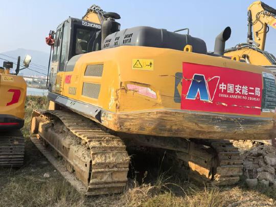 徐工XE380DK履带式挖掘机