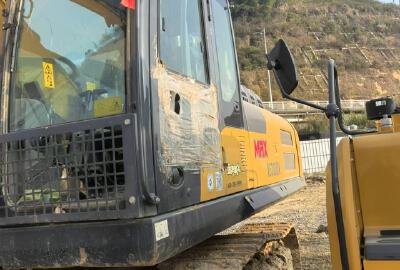 徐工XE380DK履带式挖掘机