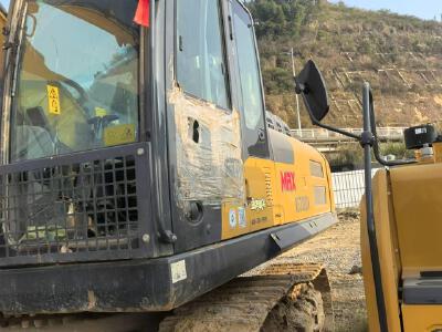 徐工XE380DK履带式挖掘机