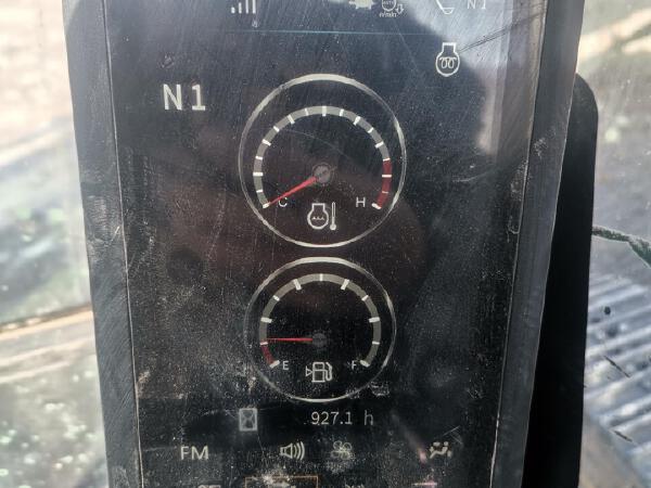 徐工XE135G履帶式挖掘機(jī)