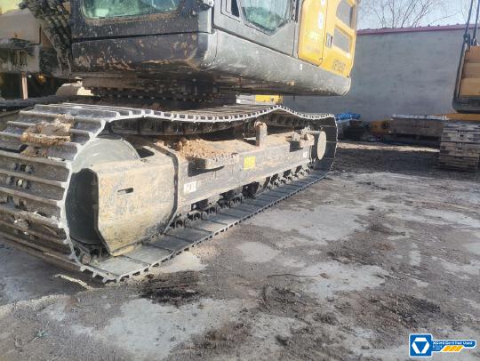 徐工XE135G履帶式挖掘機(jī)