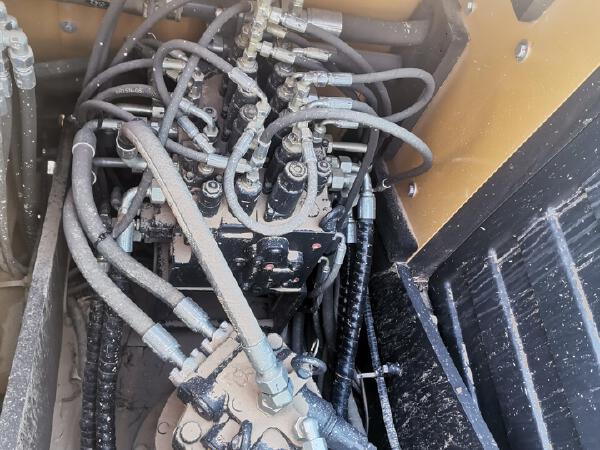 徐工XE135G履帶式挖掘機(jī)