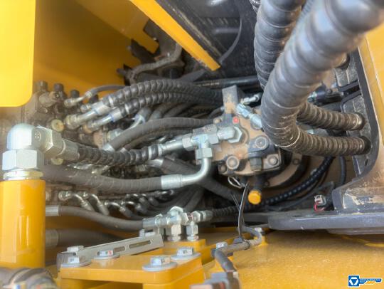 徐工XE75G履带式挖掘机