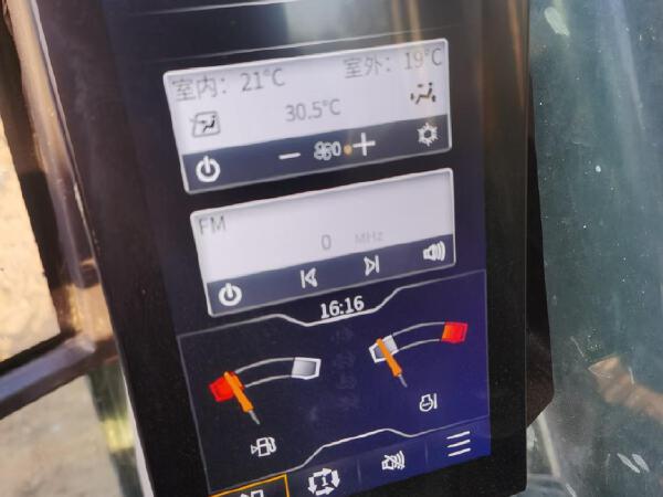 徐工XE200GH履带式挖掘机