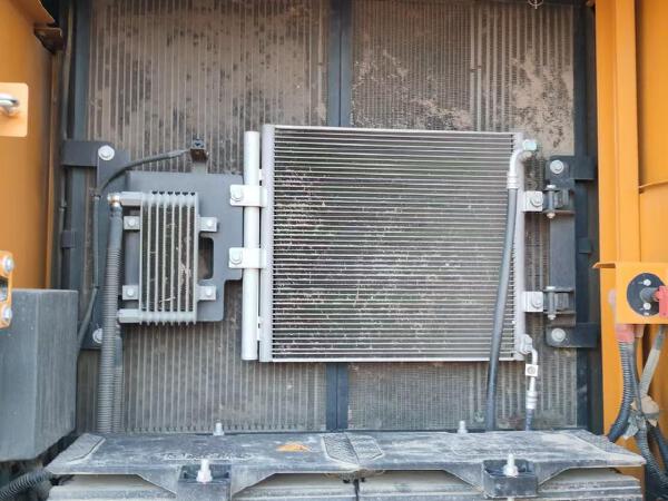 徐工XE200GH履带式挖掘机