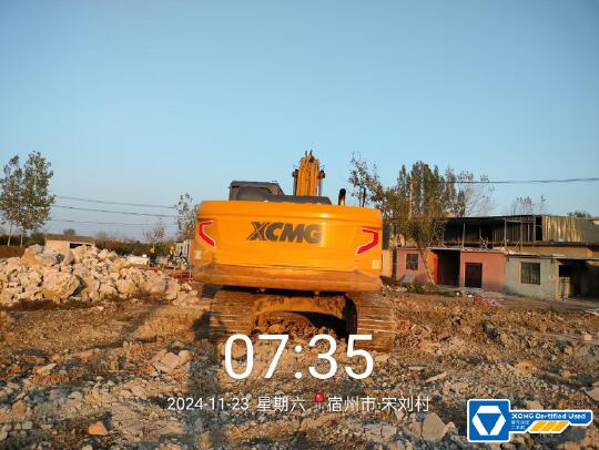 徐工XE200GH履带式挖掘机