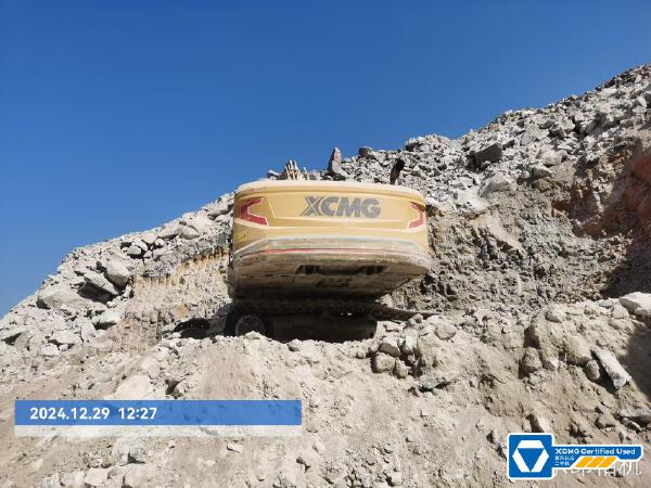 徐工XE380GK履带式挖掘机