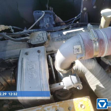 徐工XE380GK履带式挖掘机