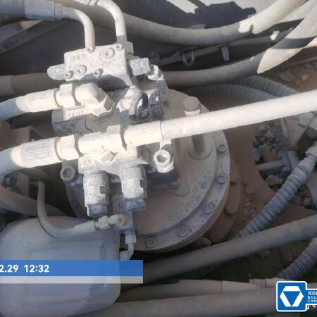 徐工XE380GK履带式挖掘机