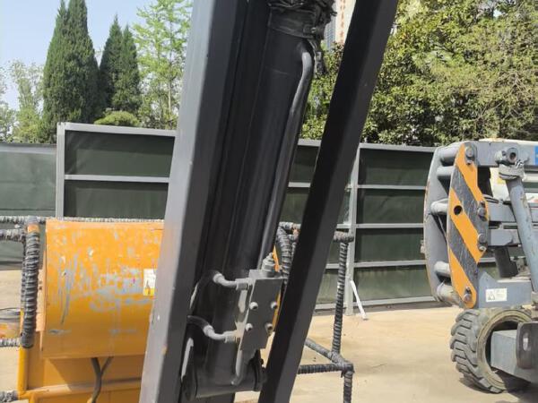 徐工GTBZ18A1曲臂式高空作業(yè)平臺