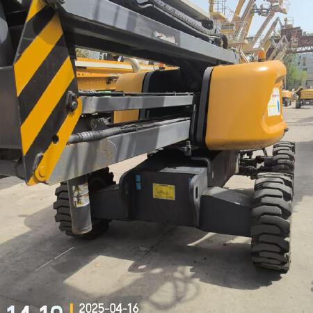 徐工GTBZ18A1曲臂式高空作业平台