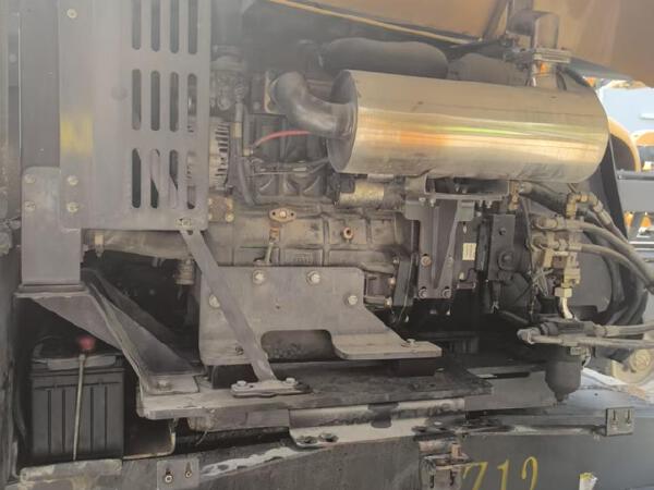 徐工GTBZ18A1曲臂式高空作業(yè)平臺