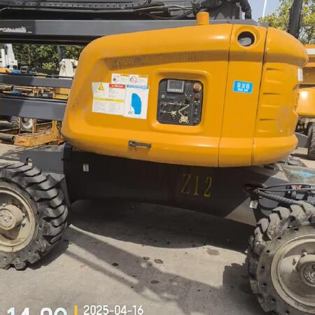 徐工GTBZ18A1曲臂式高空作业平台