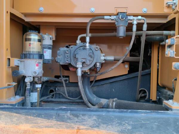 徐工XE200GH履带式挖掘机