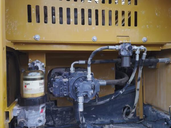 徐工XE200GH履带式挖掘机