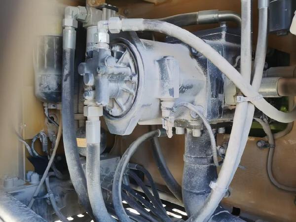 徐工XE380GK履带式挖掘机