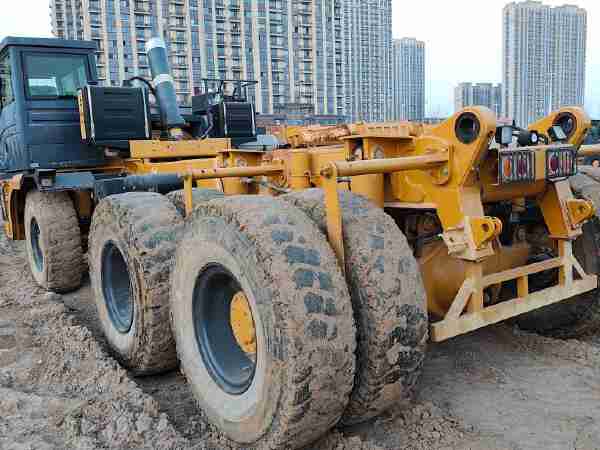 徐工XDM80寬體車