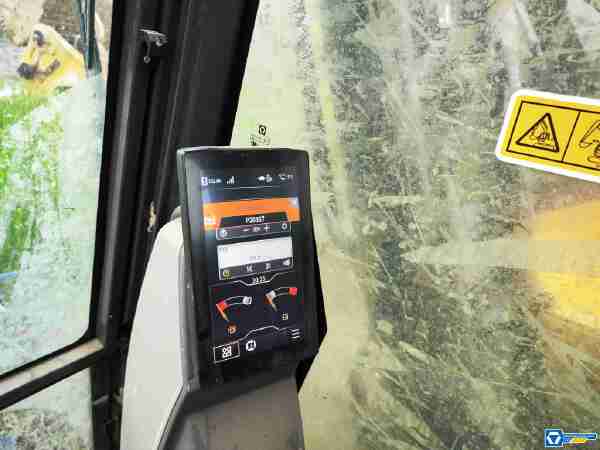 徐工XE200GA履带式挖掘机