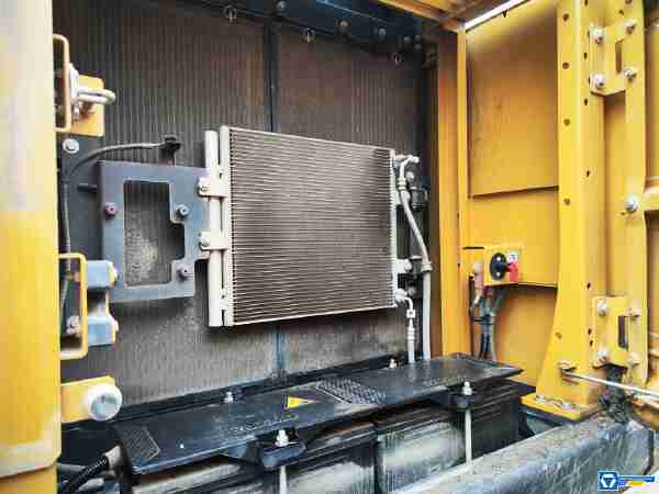 徐工XE200GA履带式挖掘机