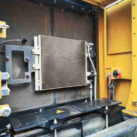 徐工XE200GA履带式挖掘机