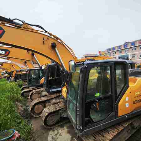 徐工XE200GA履带式挖掘机