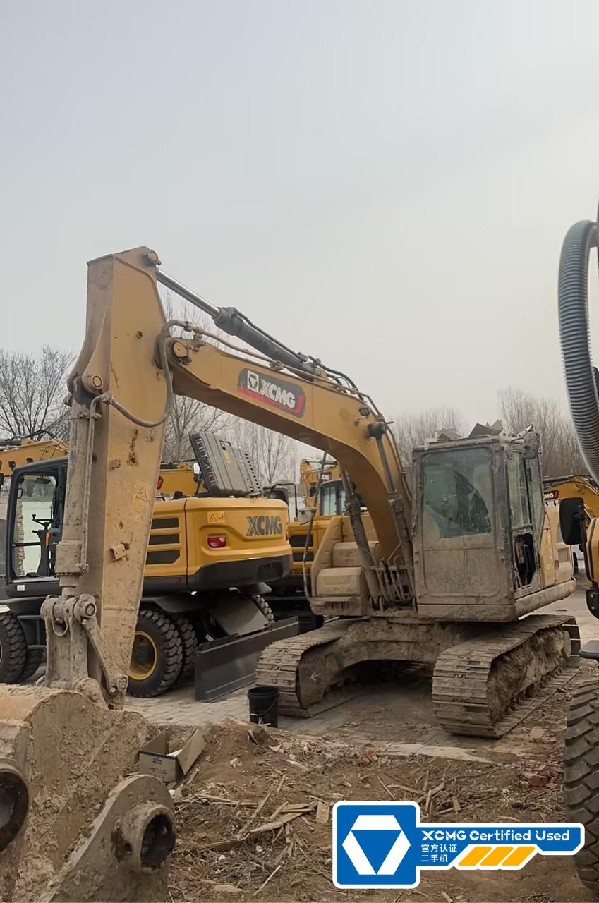 徐工XE135G履帶式挖掘機