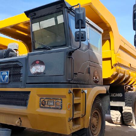 徐工XDM80宽体车