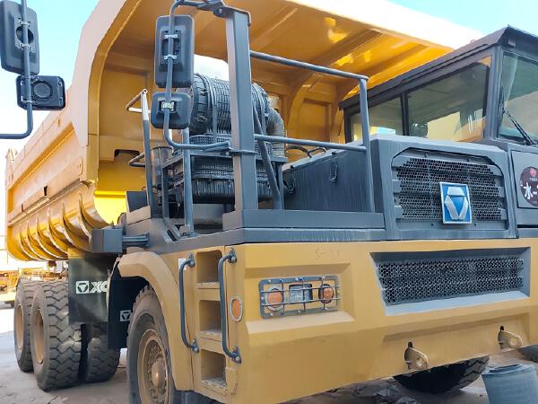 徐工XDM80寬體車