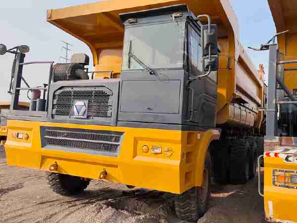 徐工XDM80寬體車