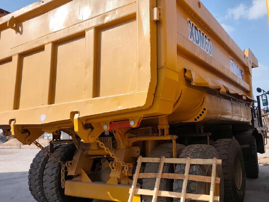 徐工XDM80寬體車