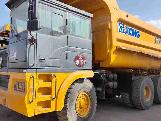 徐工XDM80寬體車