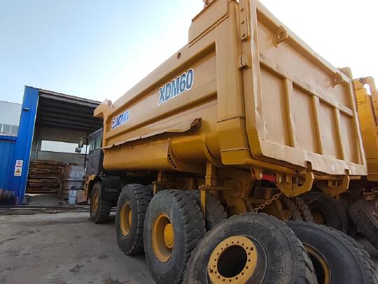 徐工XDM80寬體車