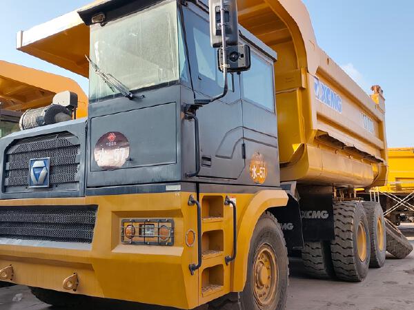 徐工XDM80寬體車