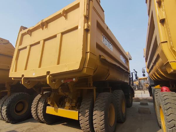 徐工XDM80寬體車