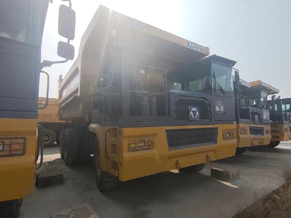 徐工XDM80寬體車