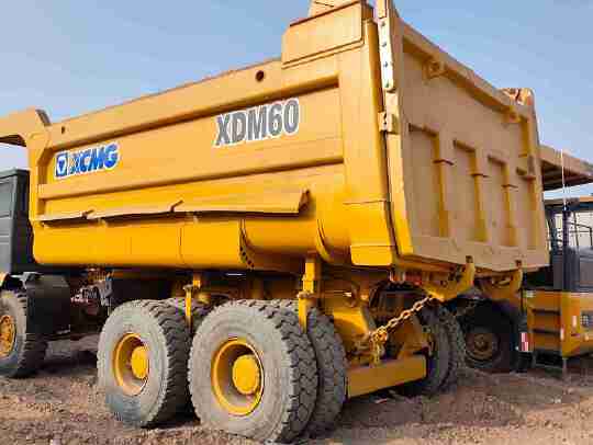 徐工XDM80寬體車