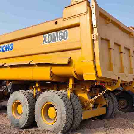 徐工XDM80宽体车