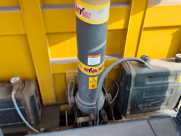 徐工XDM80寬體車