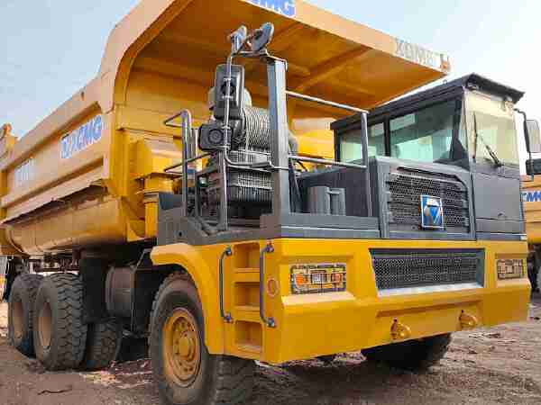 徐工XDM80寬體車