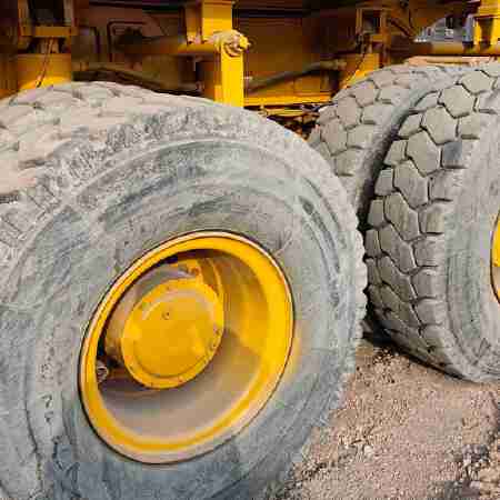 徐工XDM80宽体车