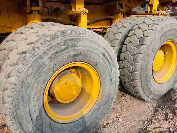 徐工XDM80寬體車