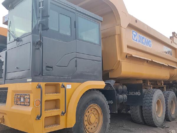 徐工XDM80寬體車