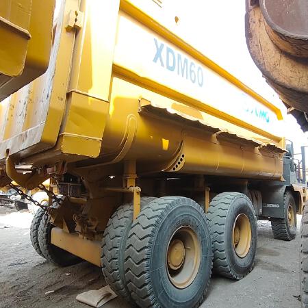 徐工XDM80宽体车