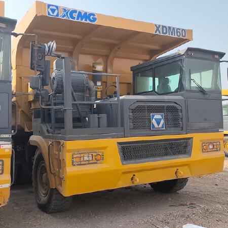 徐工XDM80宽体车