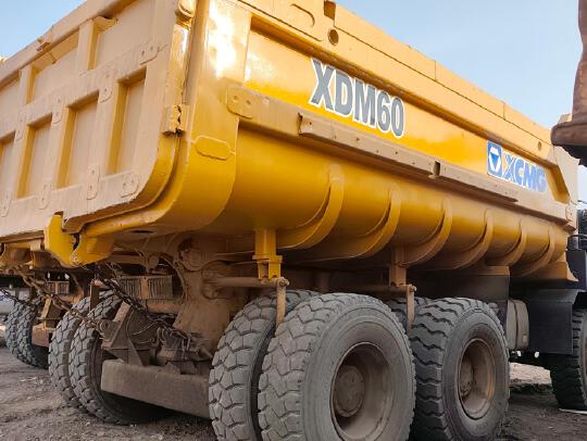徐工XDM80寬體車