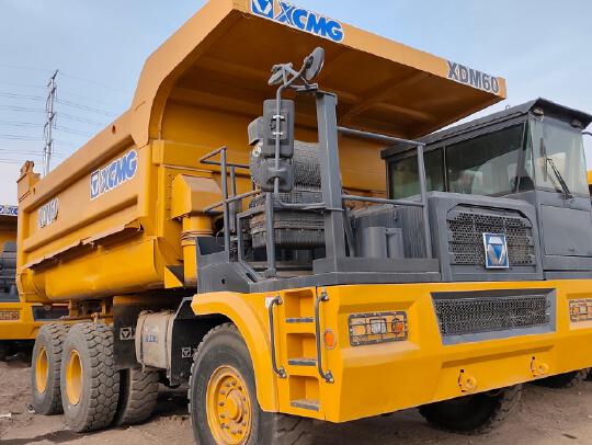 徐工XDM80寬體車