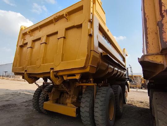 徐工XDM80寬體車